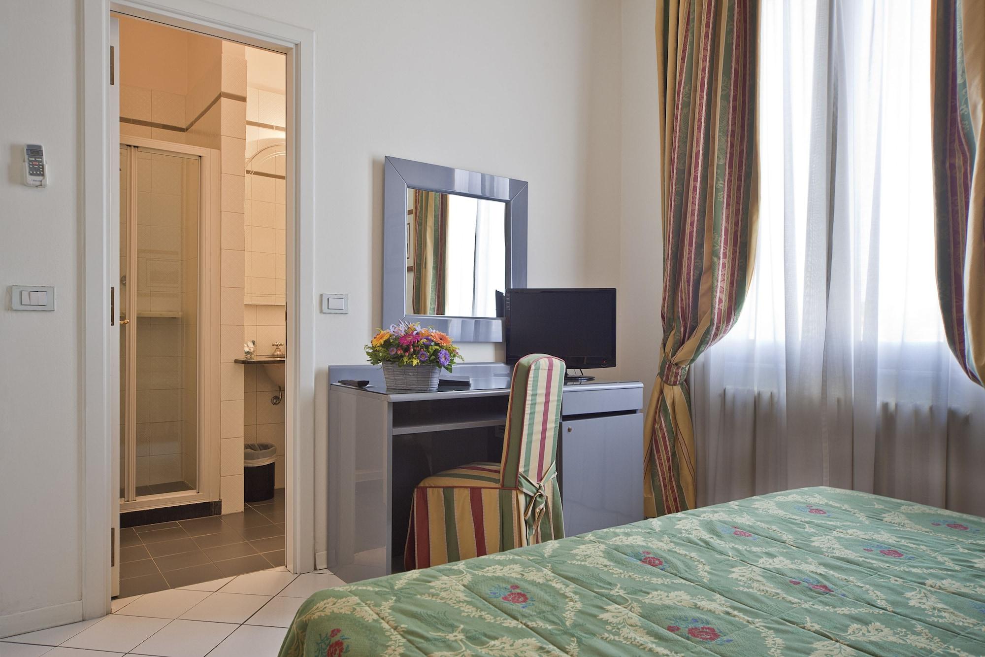 Hotel Italia Siena Esterno foto