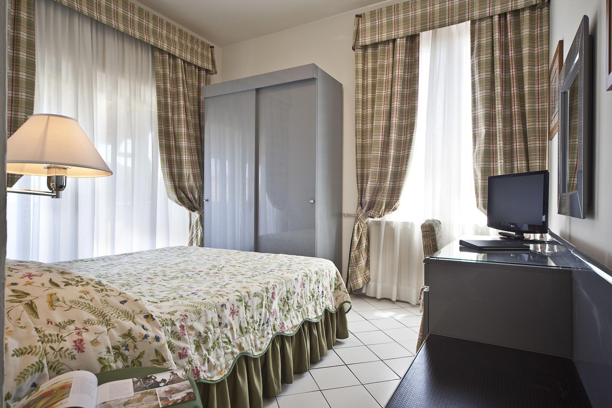 Hotel Italia Siena Camera foto