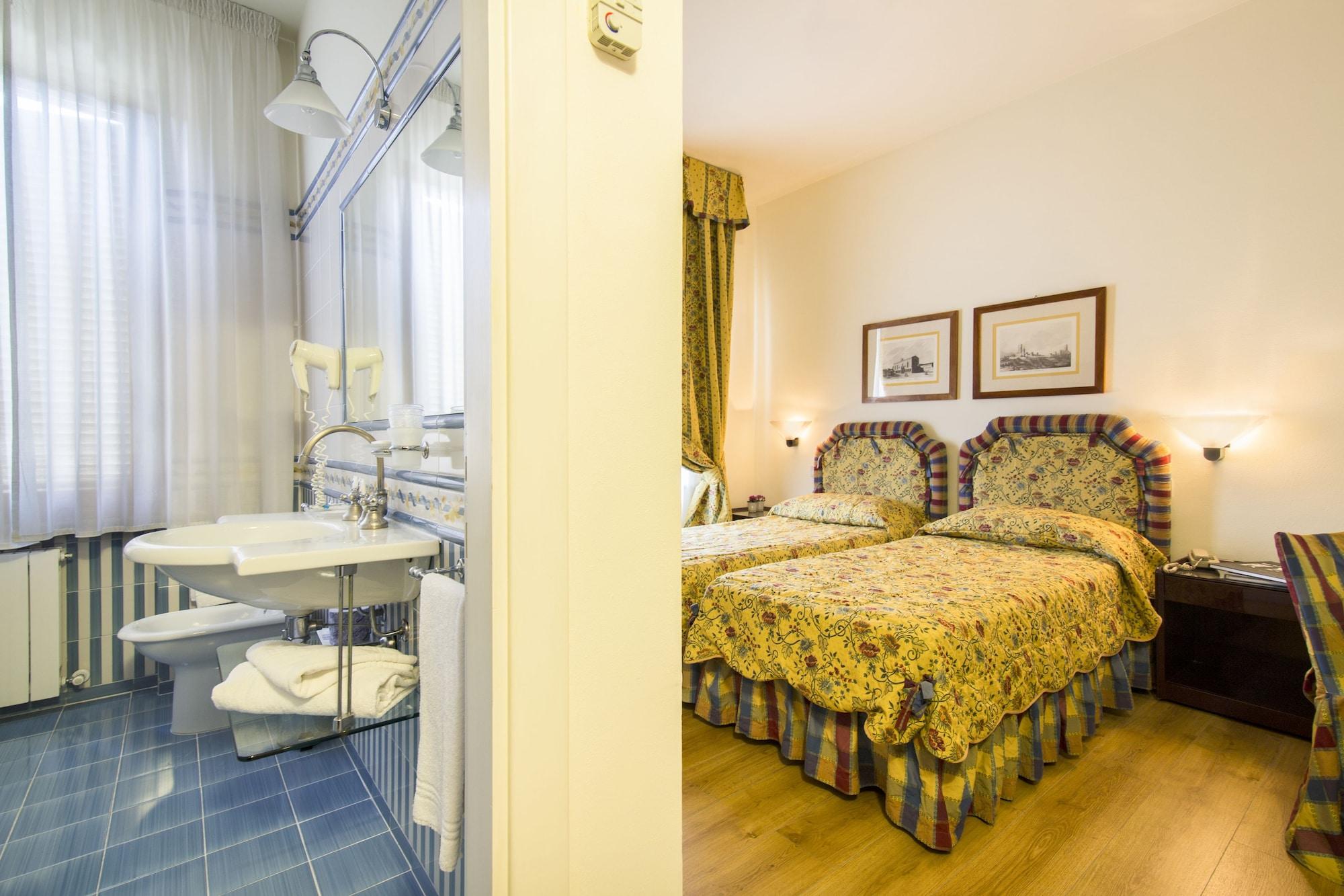 Hotel Italia Siena Esterno foto